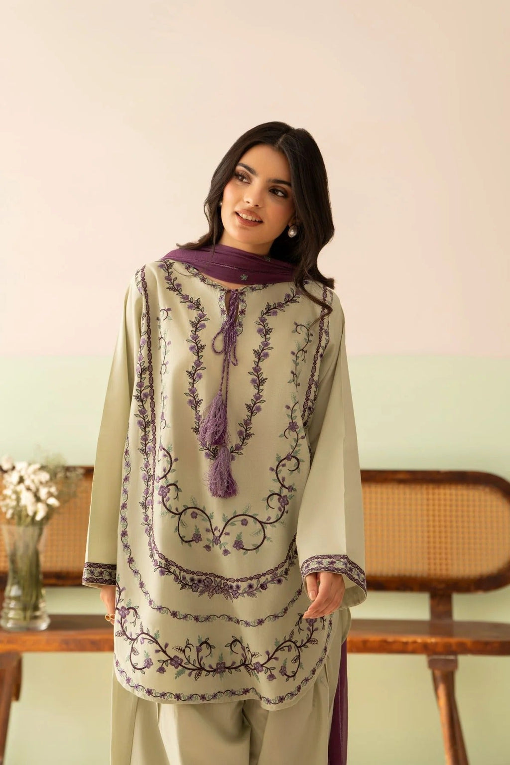 Ameli 3PC hem embroidery - Alif Clothings