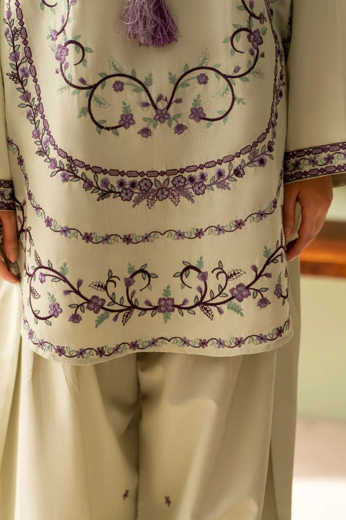Ameli 3PC side view - Alif Clothings