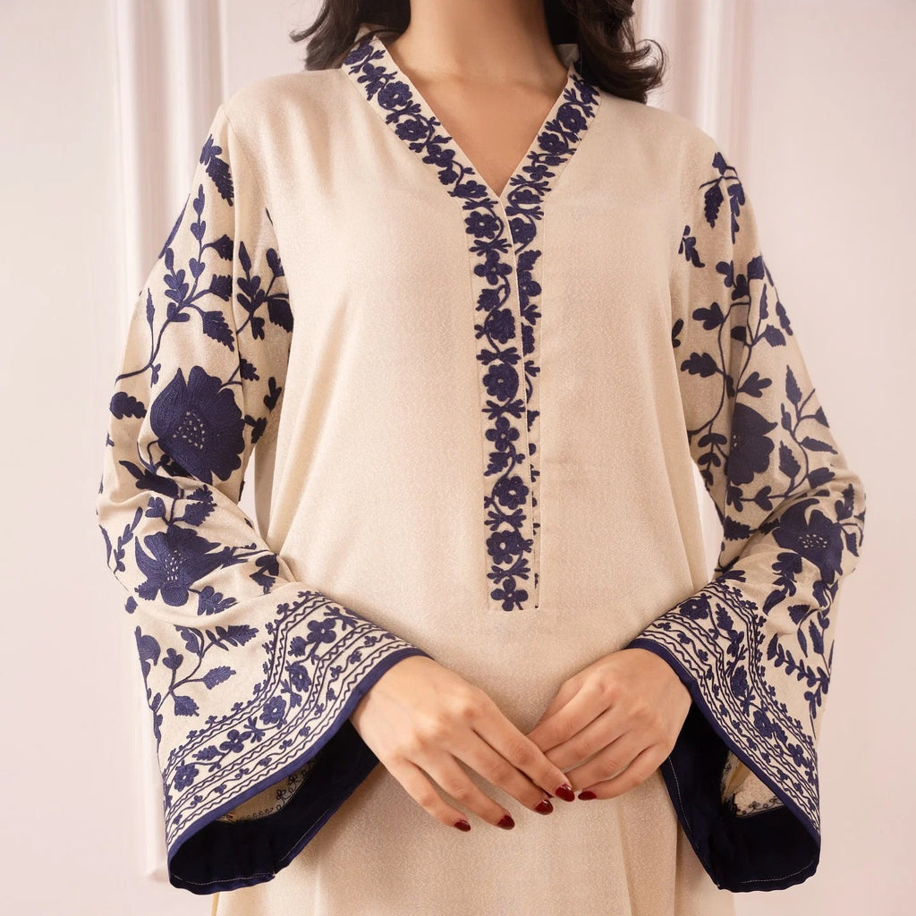 Ziv 2PC - close-up embroidery detail - Pakistani Women's Suit | Alif Clothings