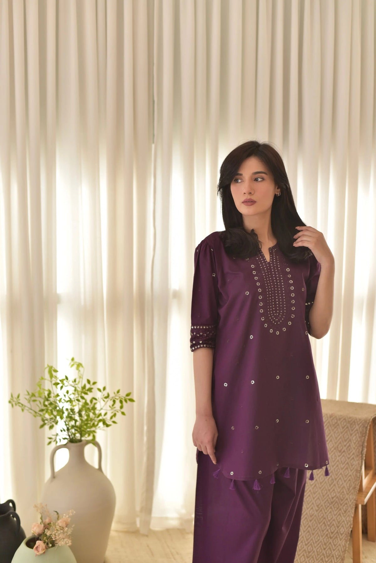 Jamoon 3PC - close-up embroidery detail - Pakistani Women's Suit | Alif Clothings