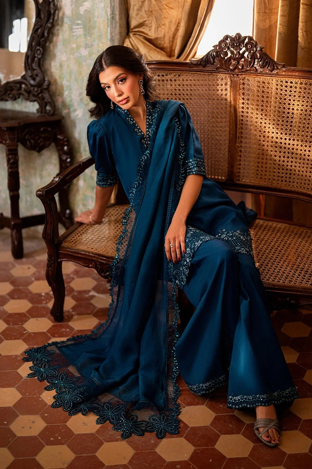 Royal Hani 3PC