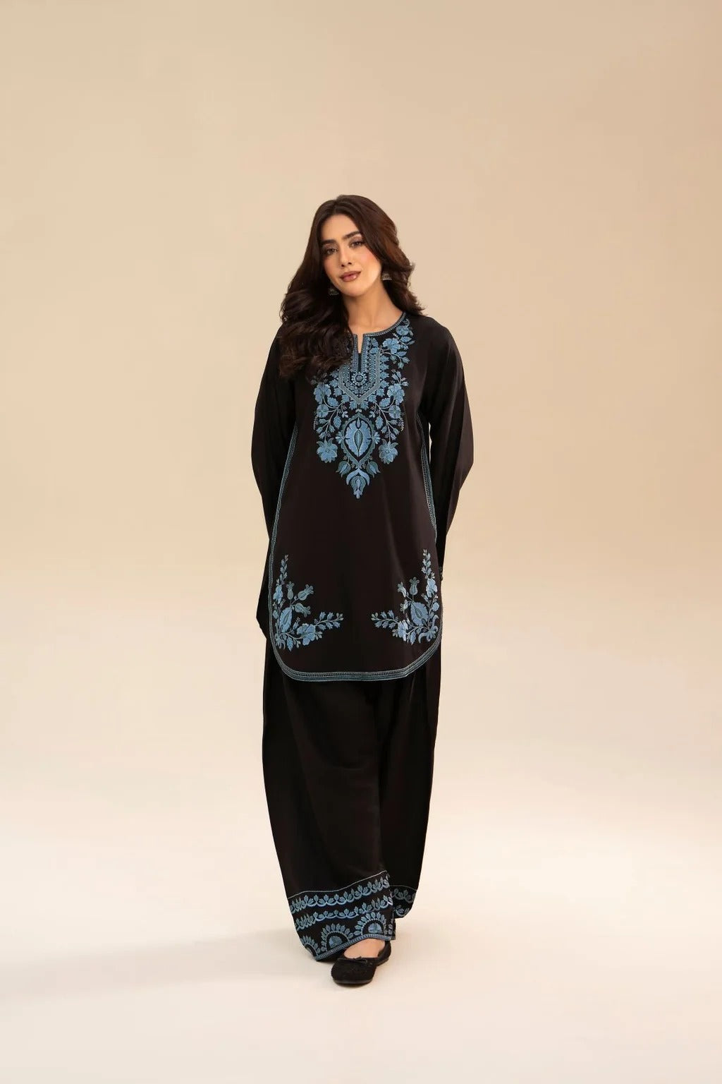 Aroosa 2PC - Black Cotton 2 Piece Suit - Pakistani Women's Suit | Alif Clothings