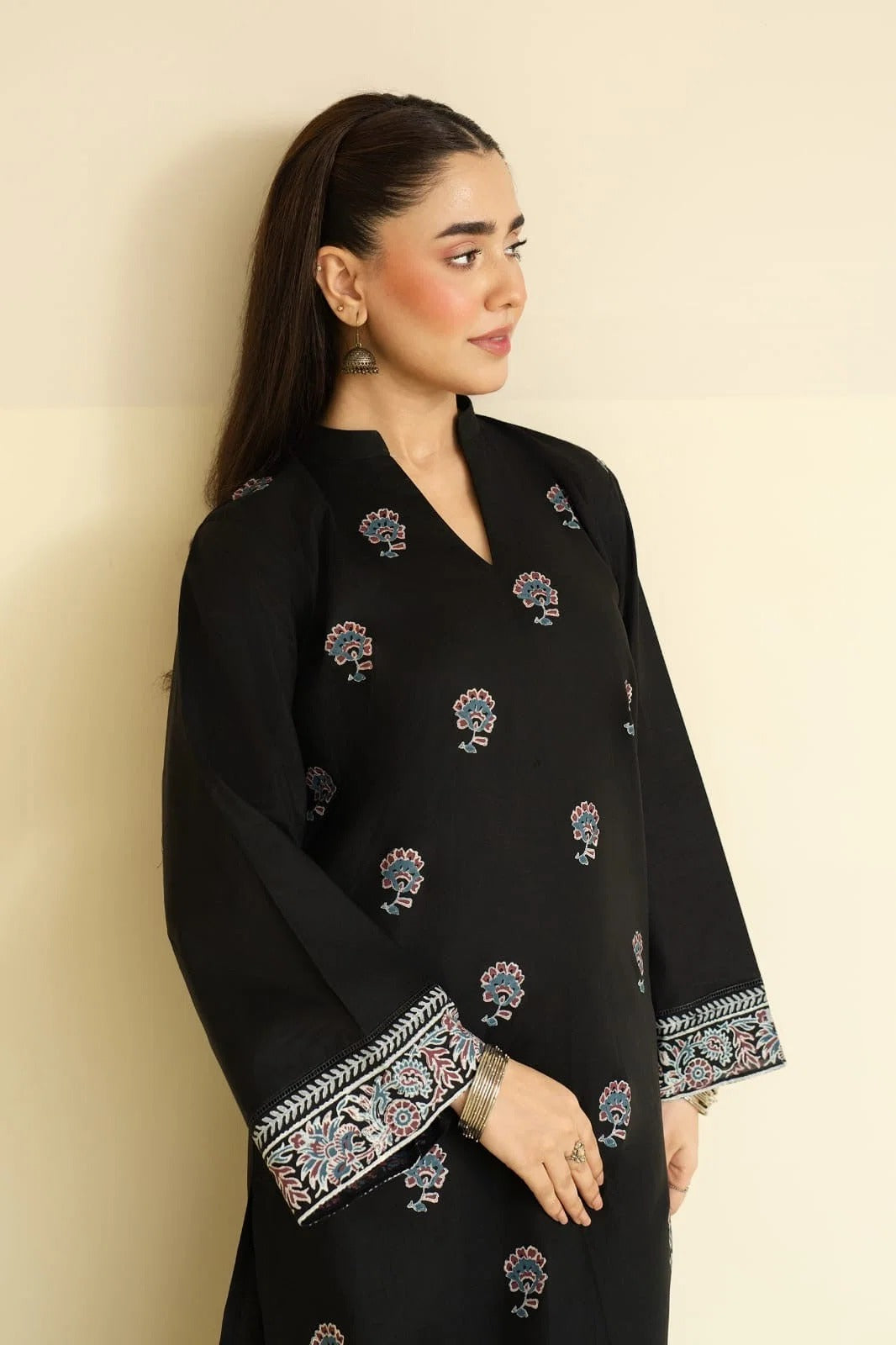 Aiman 2PC - front view - Pakistani Women's Suit | Alif Clothings