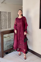 Shahana 3PC - front view - Pakistani Women's Suit | Alif Clothings
