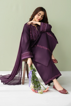 Hina 3PC - close-up embroidery detail - Pakistani Women's Suit | Alif Clothings