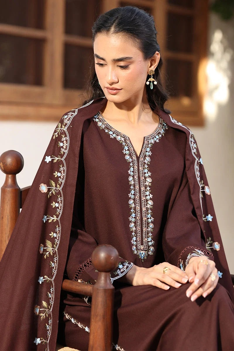 Jordan 3PC - close-up embroidery detail - Pakistani Women's Suit | Alif Clothings