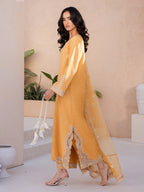 Mehvar 3PC - close-up embroidery detail - Pakistani Women's Suit | Alif Clothings