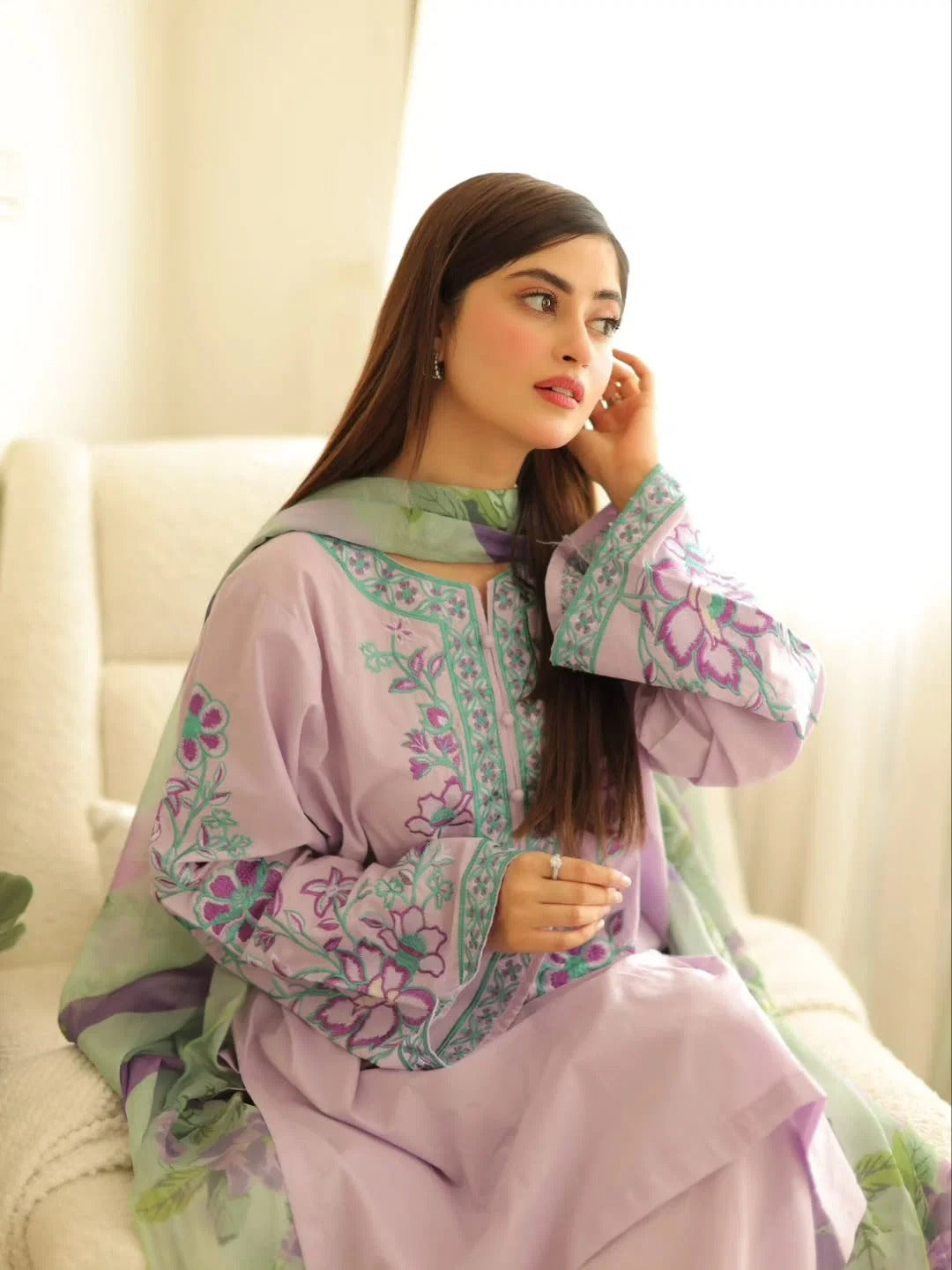 Mehru 3PC - close-up embroidery detail - Pakistani Women's Suit | Alif Clothings