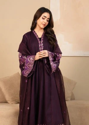Deep Purple 3PC - close-up embroidery detail - Pakistani Women's Suit | Alif Clothings