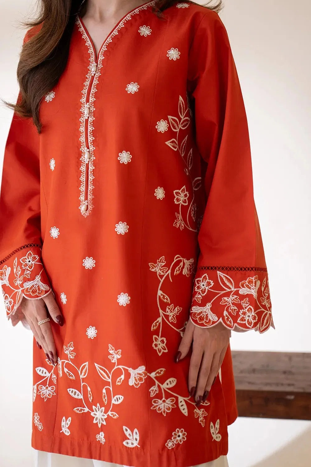 Tanii 3PC - back view - Pakistani Women's Suit | Alif Clothings