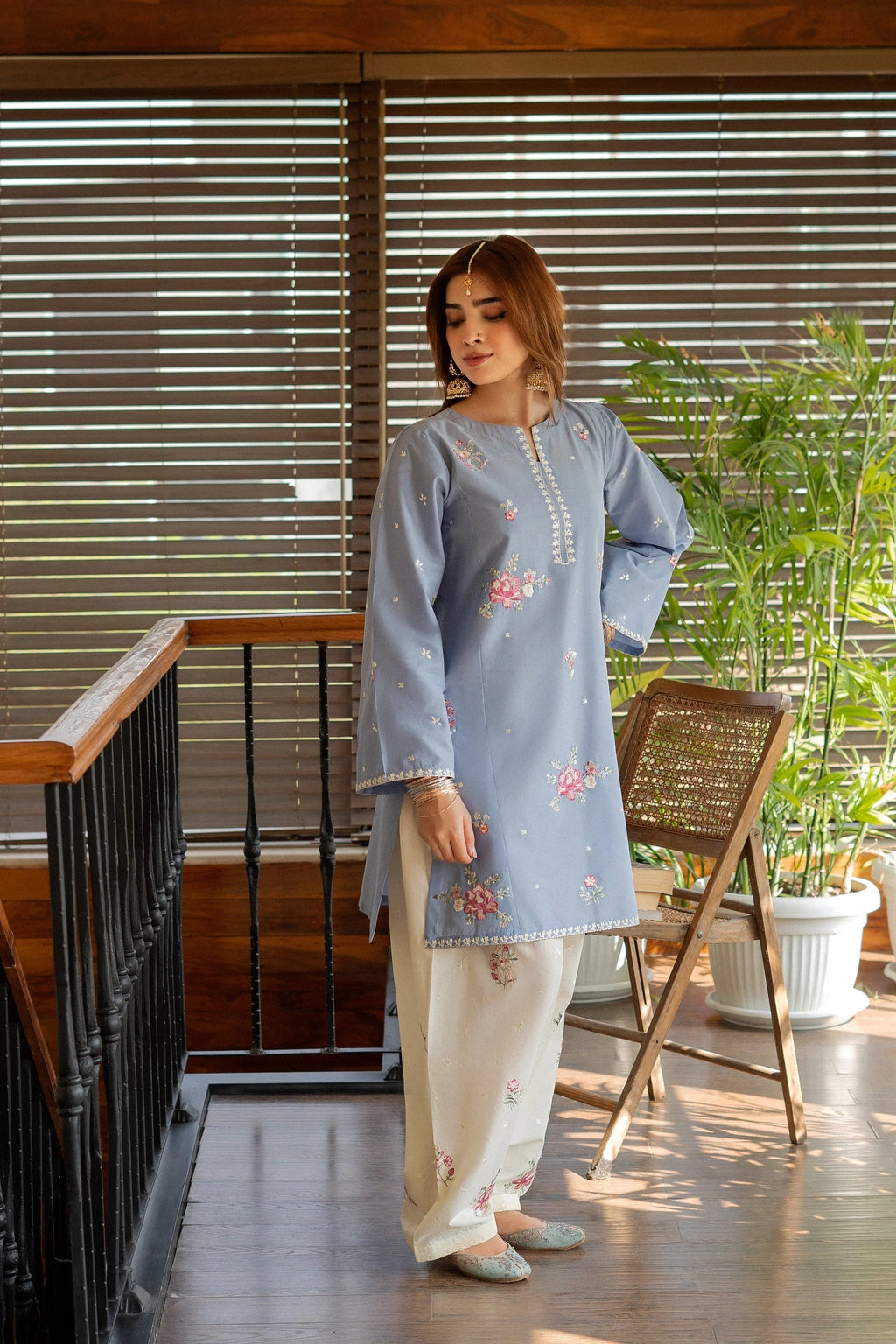 Aneesa 2PC - close-up embroidery detail - Pakistani Women's Suit | Alif Clothings