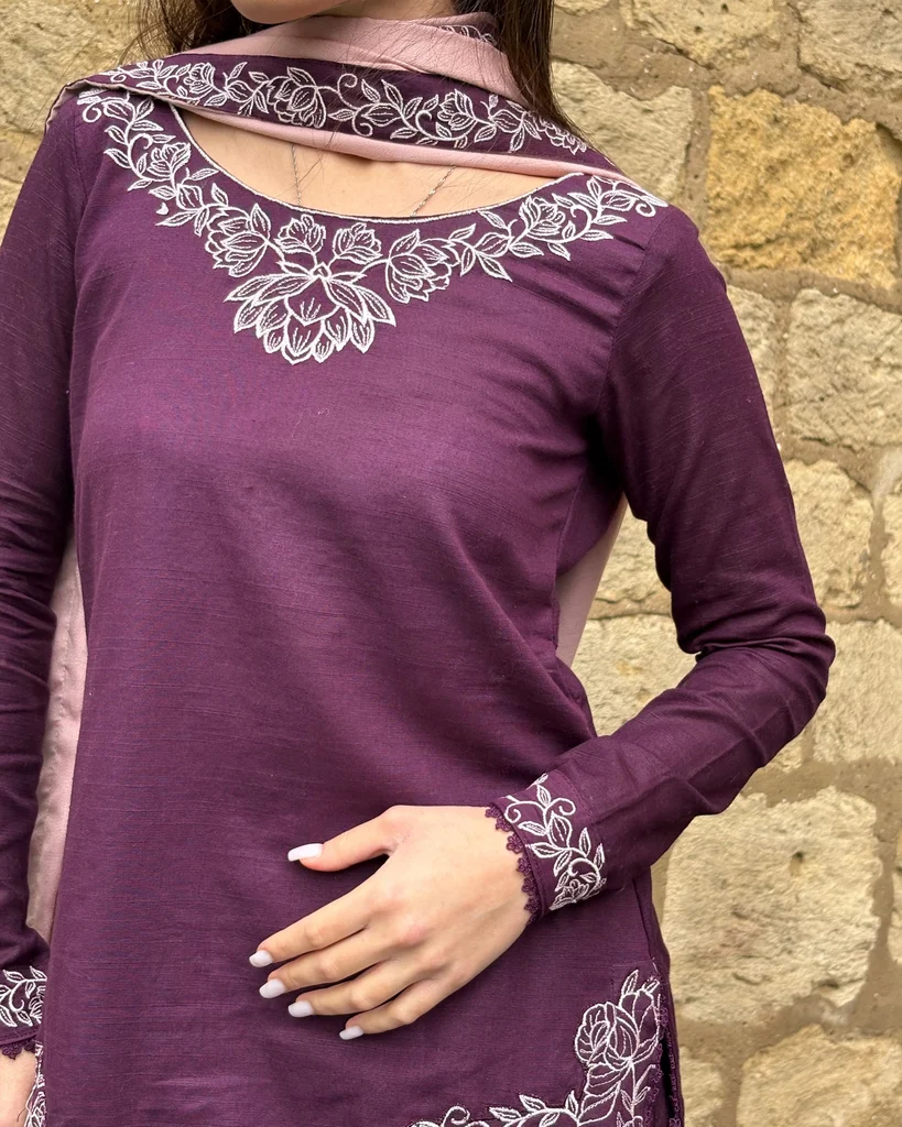 Winter Berry 3PC - back view - Pakistani Women's Suit | Alif Clothings
