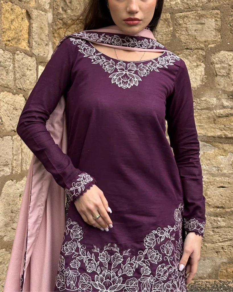 Winter Berry 3PC