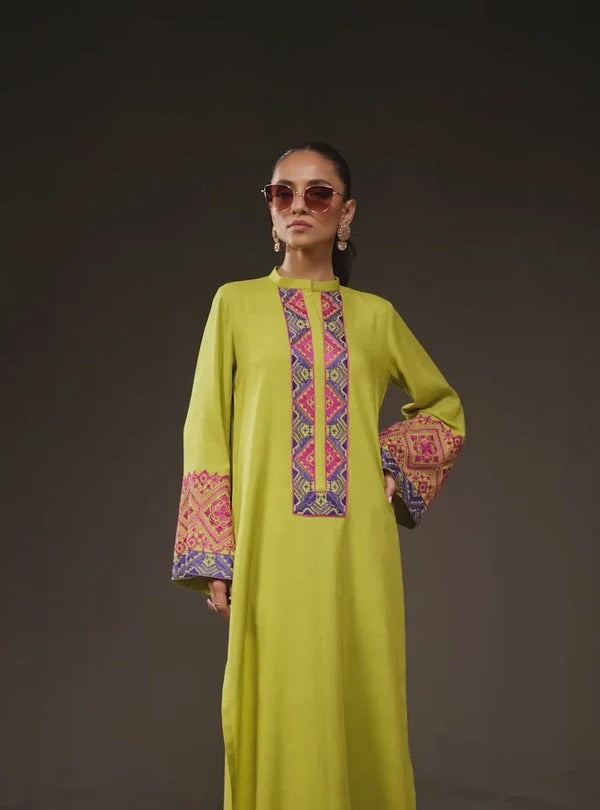 Soha 2PC - back view - Pakistani Women's Suit | Alif Clothings