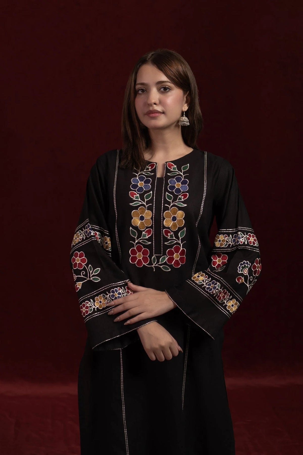 Rangooli 2PC - close-up embroidery detail - Pakistani Women's Suit | Alif Clothings