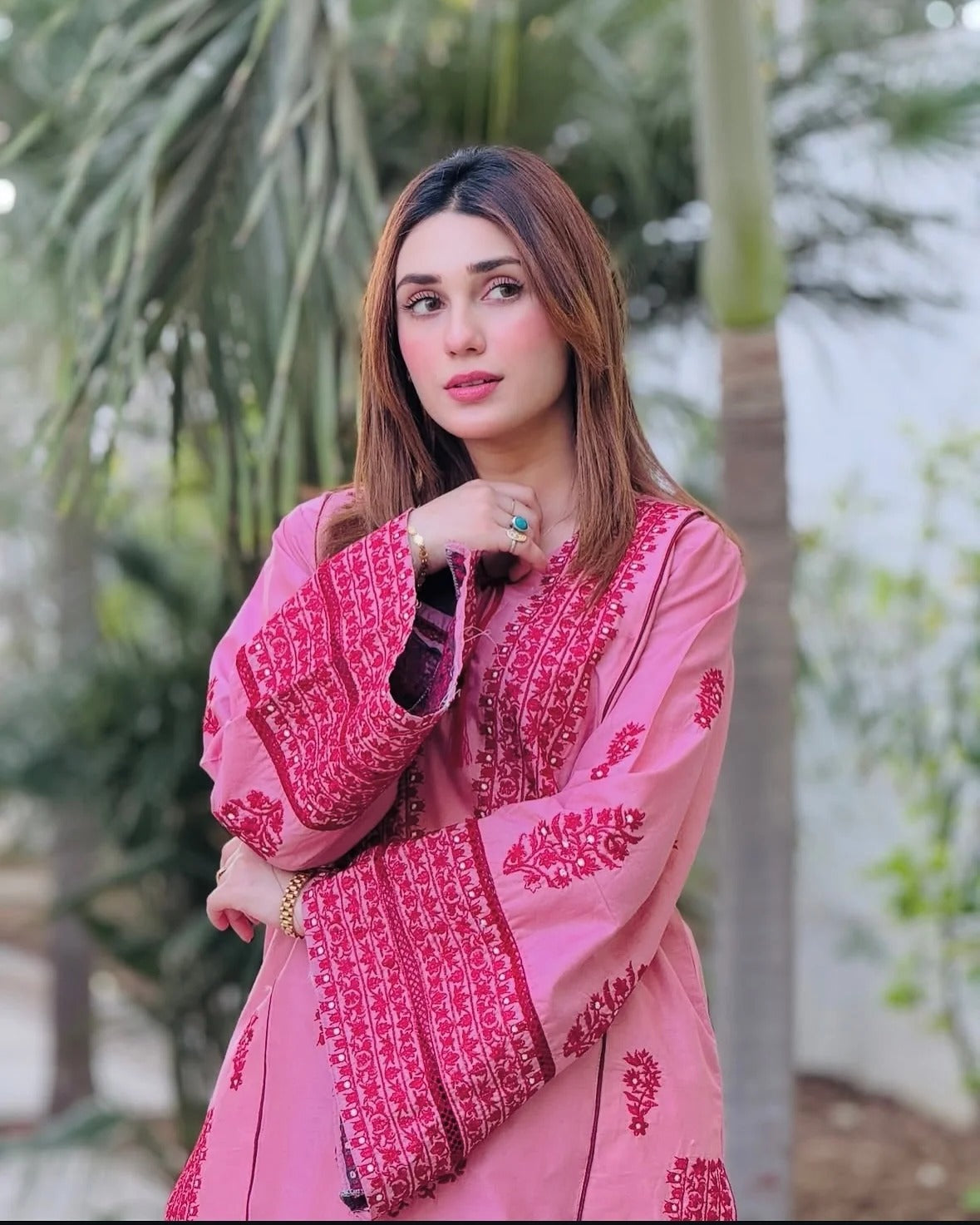 Pink Farshi 2PC - close-up embroidery detail - Pakistani Women's Suit | Alif Clothings