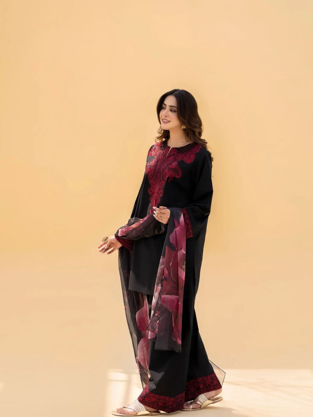 Mahroosh 2PC